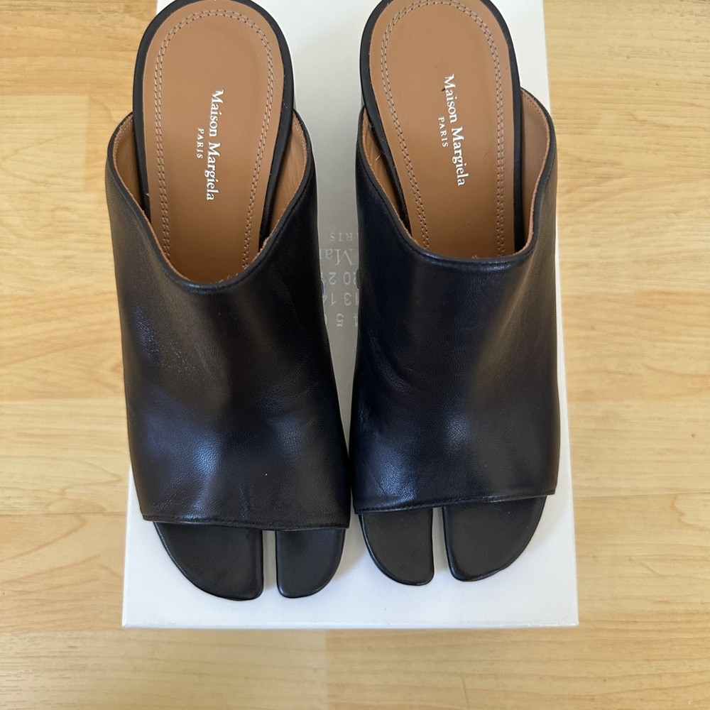 Maison Margiela Tabi Split Toe Sandals - Picture 7 of 11